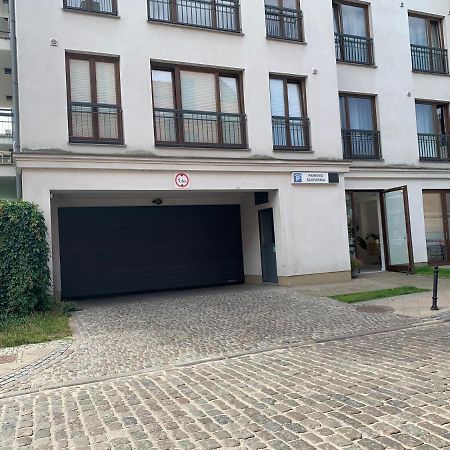 Apartamenty Centrum Nad Motlawa Z Widokiem Na Patio Z Balkonem グダニスク エクステリア 写真