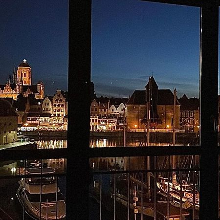 Apartamenty Centrum Nad Motlawa Z Widokiem Na Patio Z Balkonem グダニスク エクステリア 写真