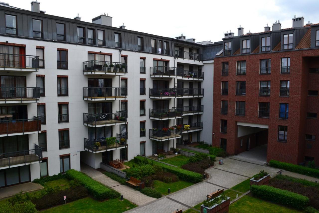 Apartamenty Centrum Nad Motlawa Z Widokiem Na Patio Z Balkonem グダニスク エクステリア 写真