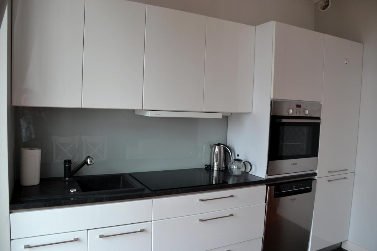 Apartamenty Centrum Nad Motlawa Z Widokiem Na Patio Z Balkonem グダニスク エクステリア 写真