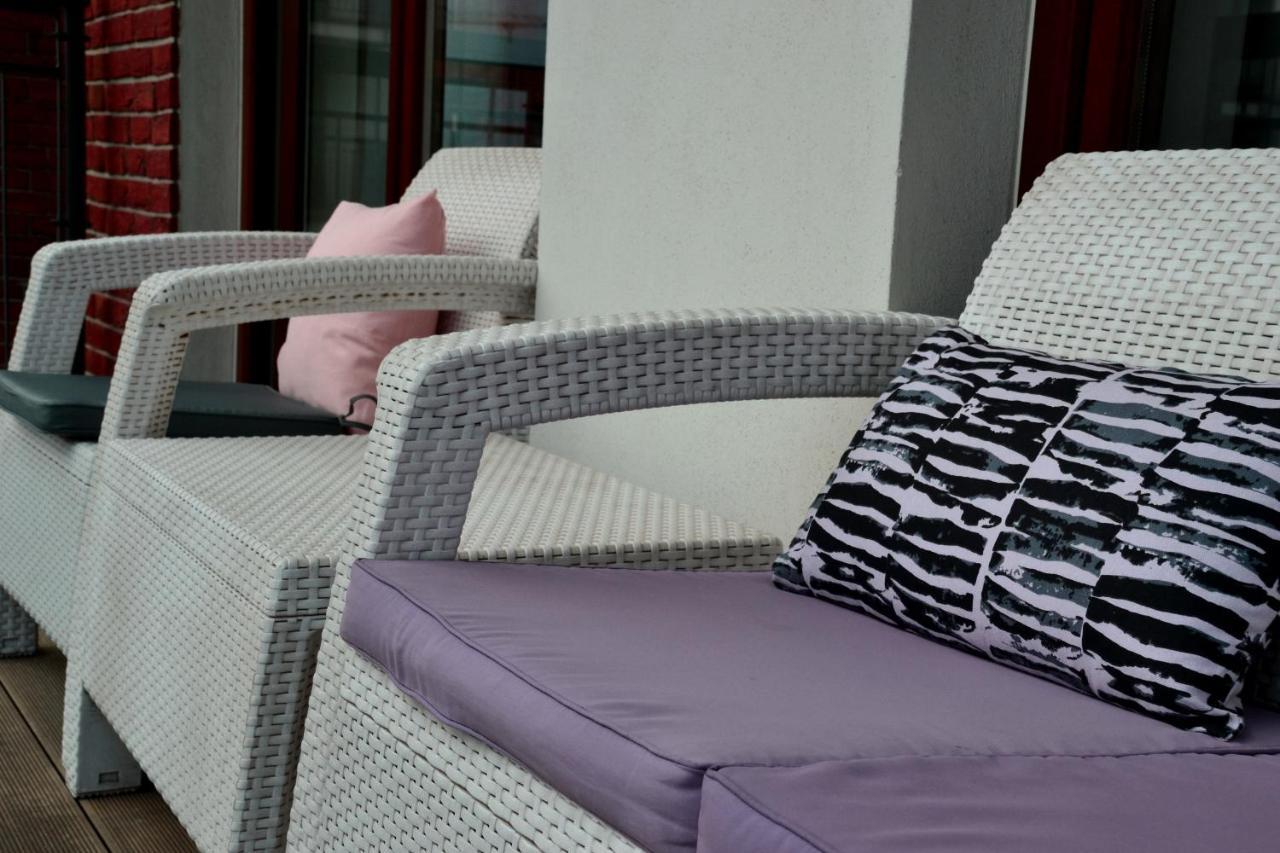 Apartamenty Centrum Nad Motlawa Z Widokiem Na Patio Z Balkonem グダニスク エクステリア 写真