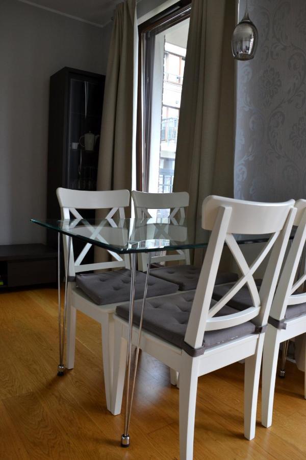 Apartamenty Centrum Nad Motlawa Z Widokiem Na Patio Z Balkonem グダニスク エクステリア 写真