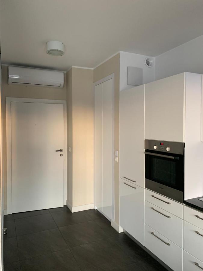 Apartamenty Centrum Nad Motlawa Z Widokiem Na Patio Z Balkonem グダニスク エクステリア 写真